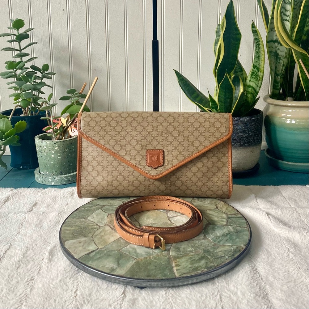 ❌SOLD❌ Celine ✨HP✨ Vintage Macadam Envelope Flap Bag